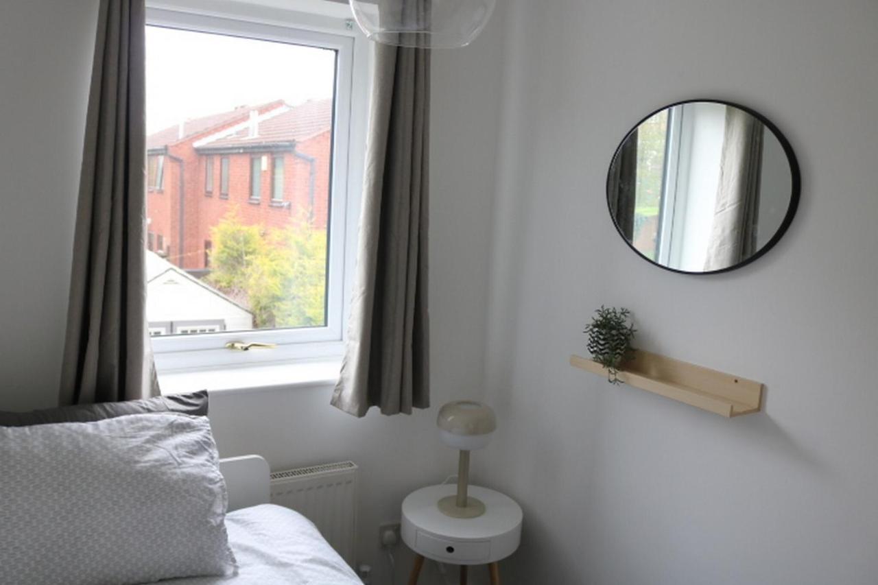 Villa Charming 2 Bed House - Family Friendly Nottingham Esterno foto